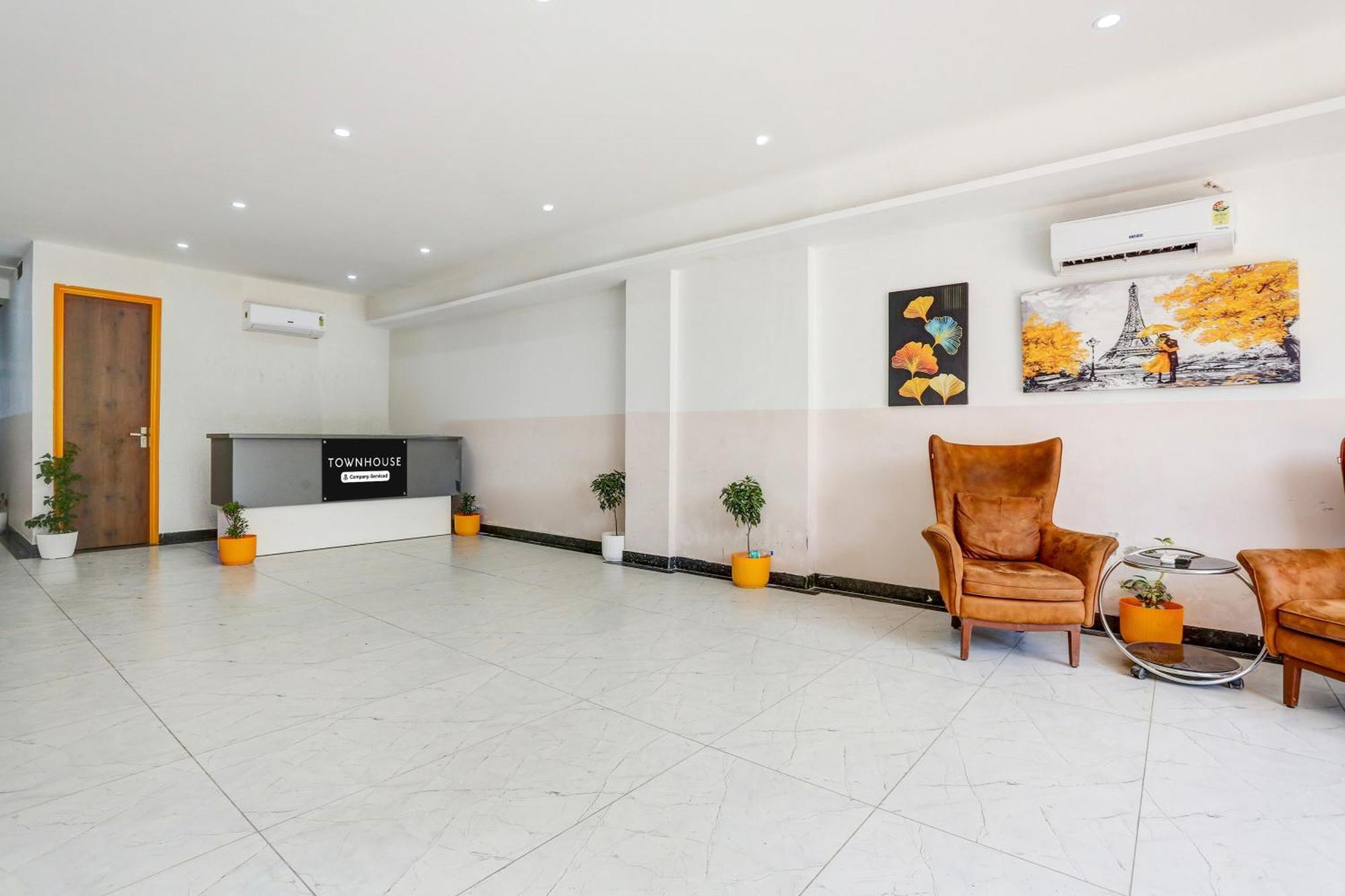 Super Townhouse Sector 69 Gurgaon Ξενοδοχείο Εξωτερικό φωτογραφία