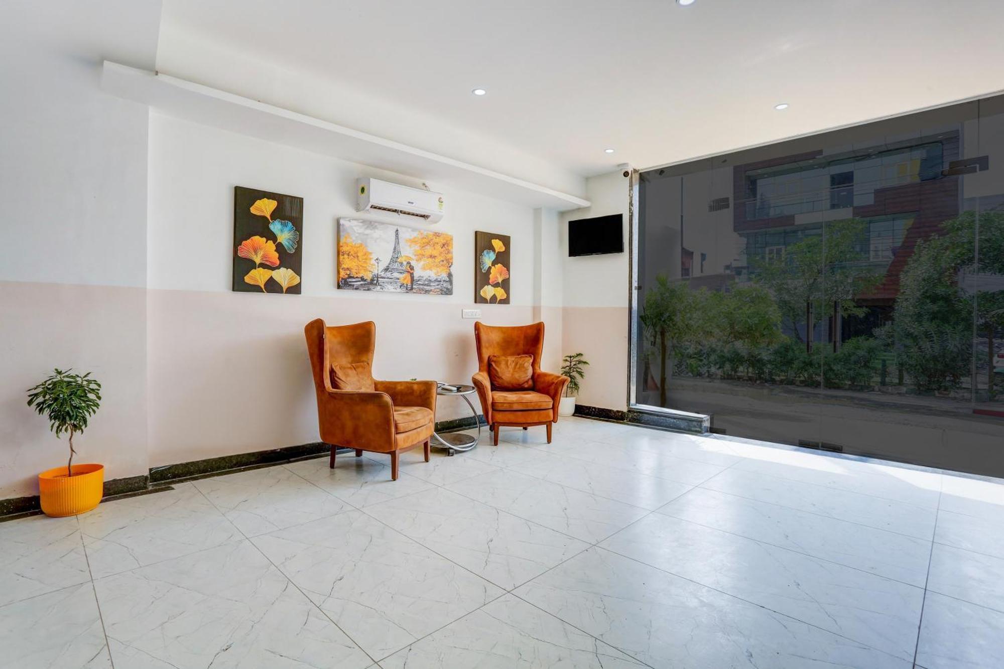 Super Townhouse Sector 69 Gurgaon Ξενοδοχείο Εξωτερικό φωτογραφία