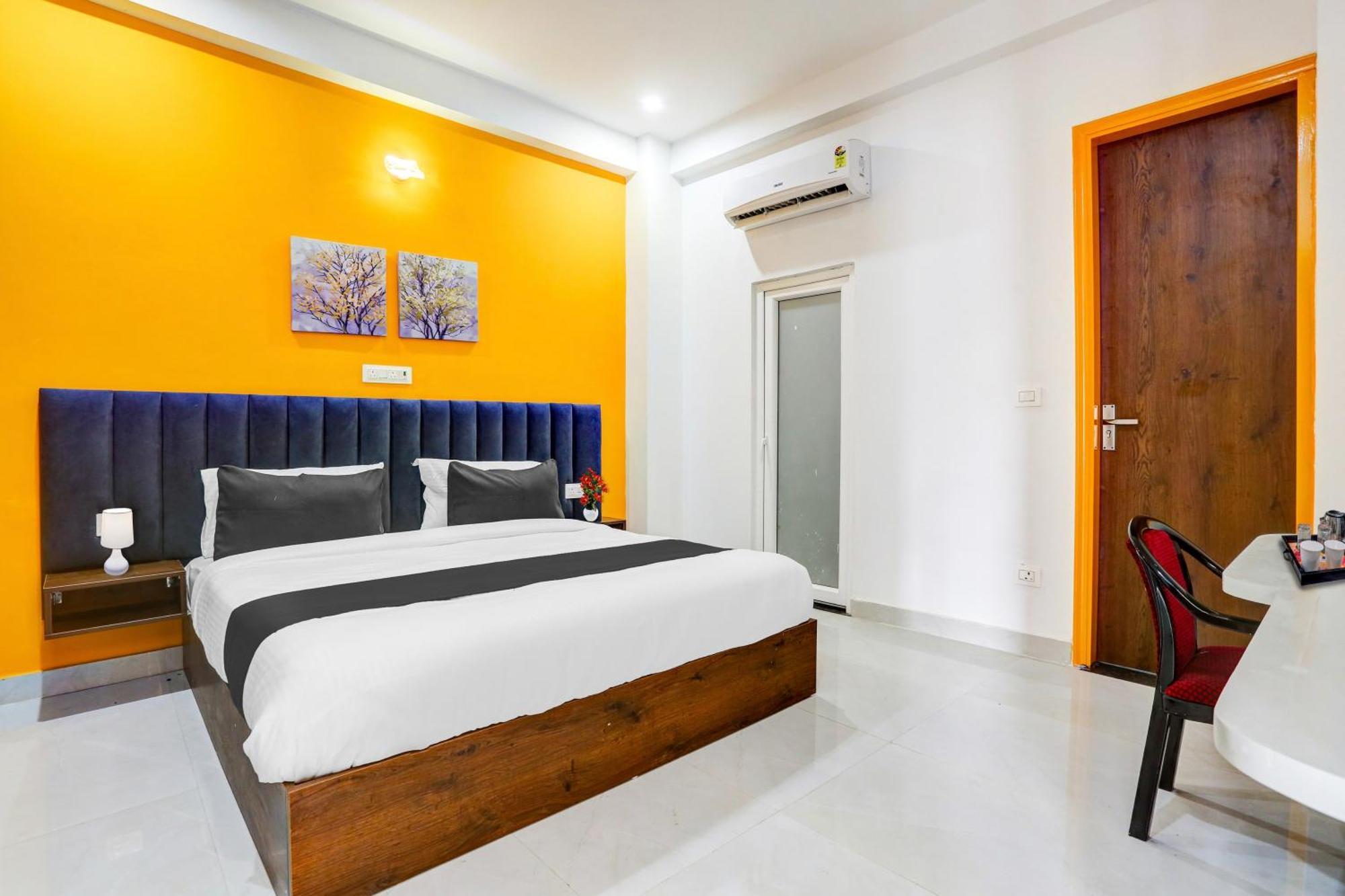 Super Townhouse Sector 69 Gurgaon Ξενοδοχείο Εξωτερικό φωτογραφία